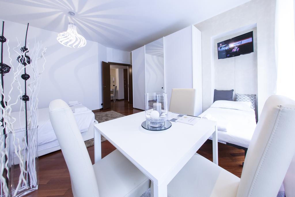 Hemeras Boutique Homes - Design Apartments In Milan Center エクステリア 写真
