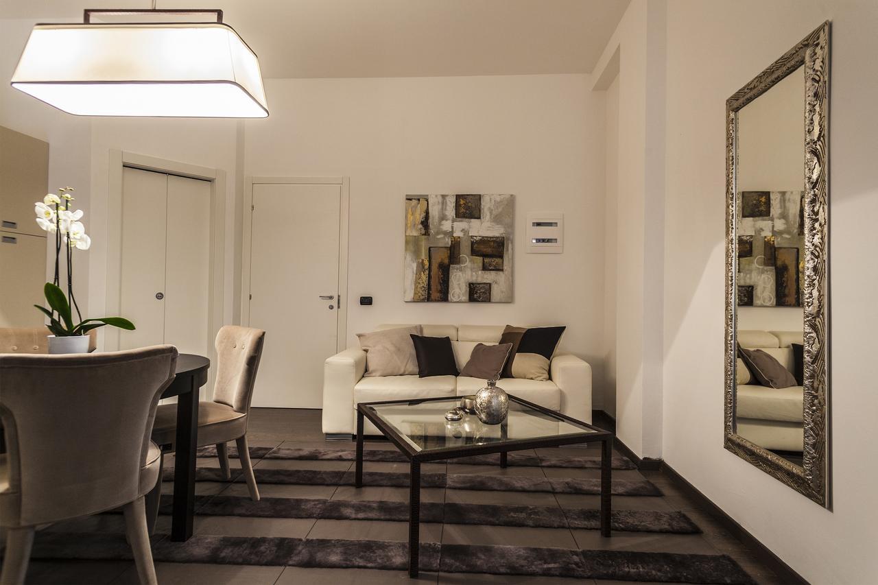 Hemeras Boutique Homes - Design Apartments In Milan Center エクステリア 写真